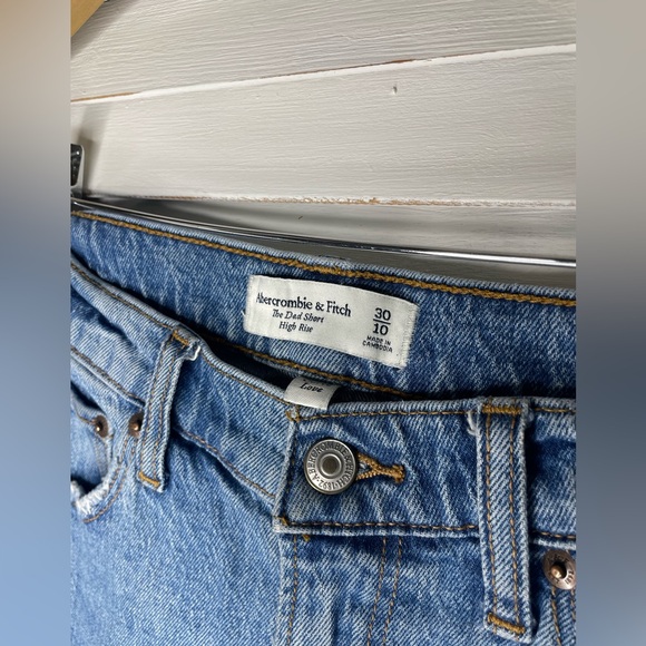 Abercrombie & Fitch The Dad Short High Rise Blue Denim Shorts Sz 30 - Picture 5 of 6